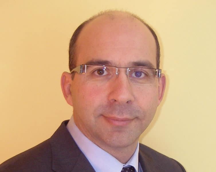 Dr Daniel Bothma