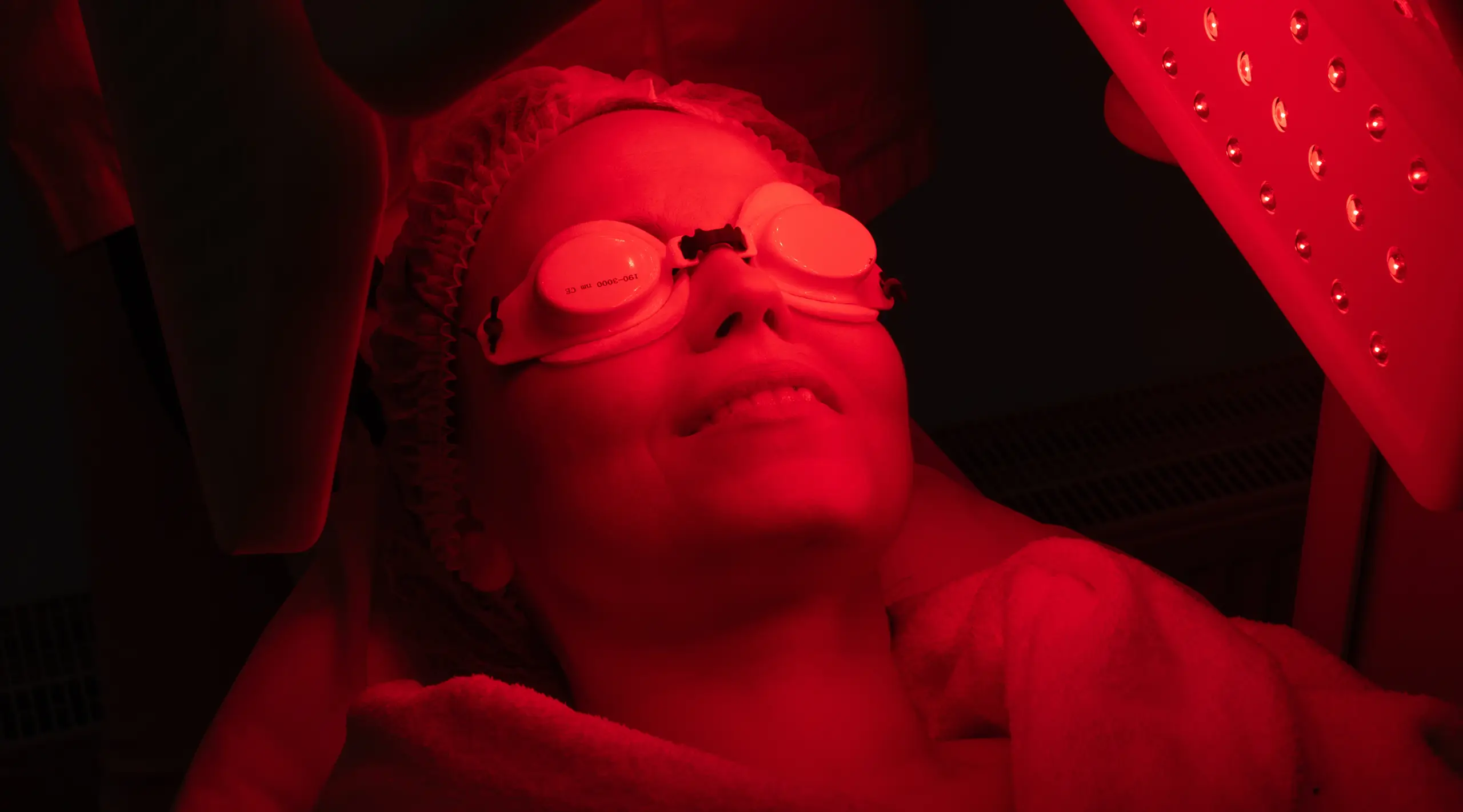 Patient receiving a Photodynamic Therapy treatment